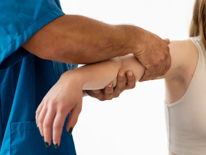 Chiropractic care for elbow pain at ProKinetic in Nevada